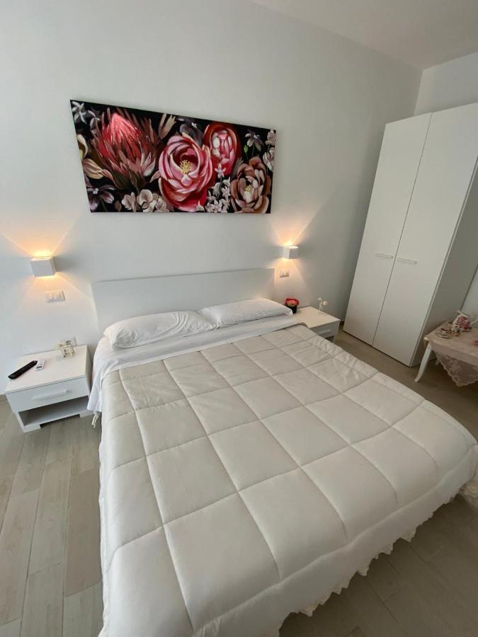 Bed And Breakfast Il Limone San Pasquale Bagian luar foto