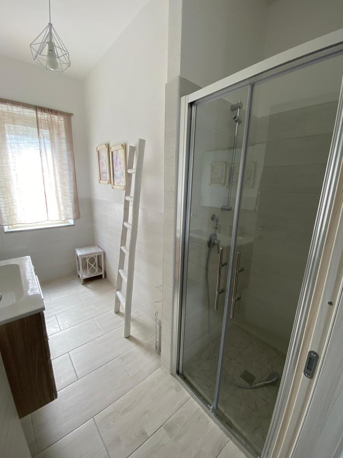 Bed And Breakfast Il Limone San Pasquale Bagian luar foto